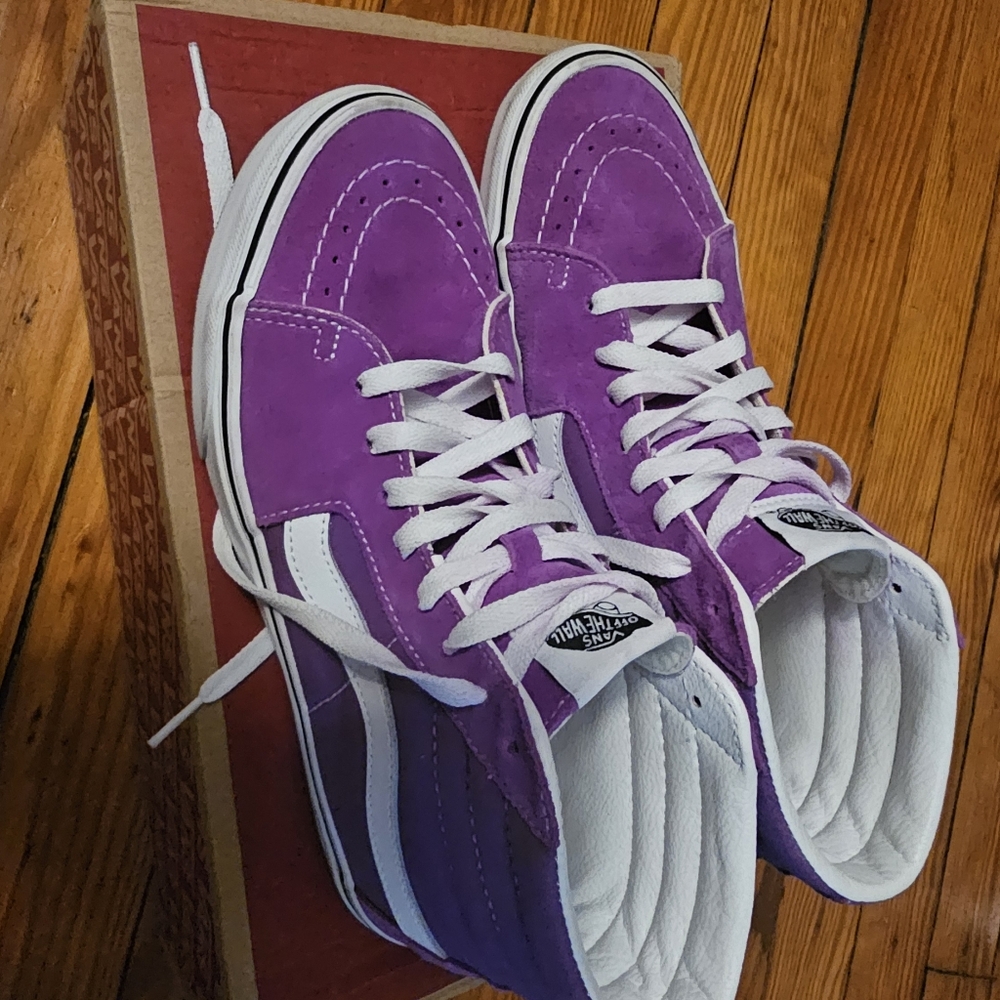 Unisex Hightop Van's - Picture 4 of 4
